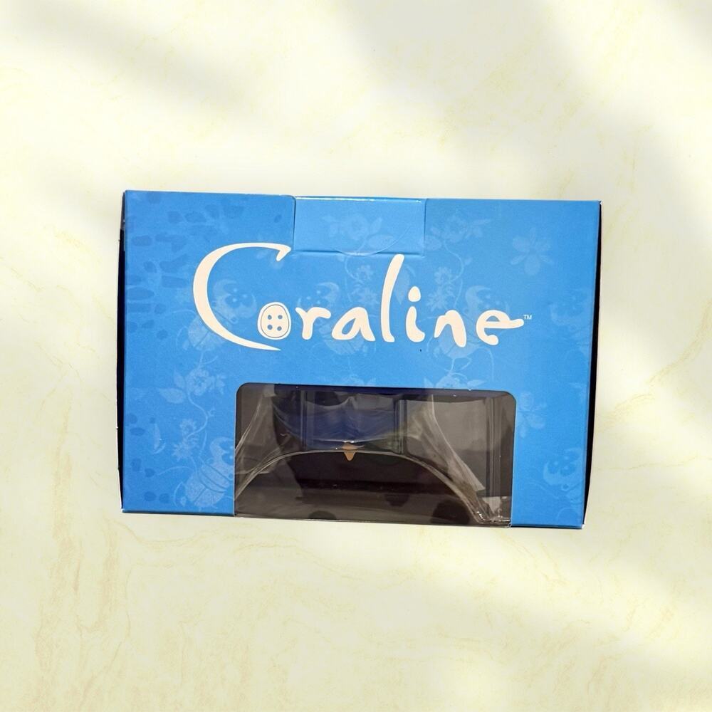 Coraline Yellow Raincoat Vinyl Figure CultureFly Fly Guys LAIKA NIB 2026 - Picture 5 of 6